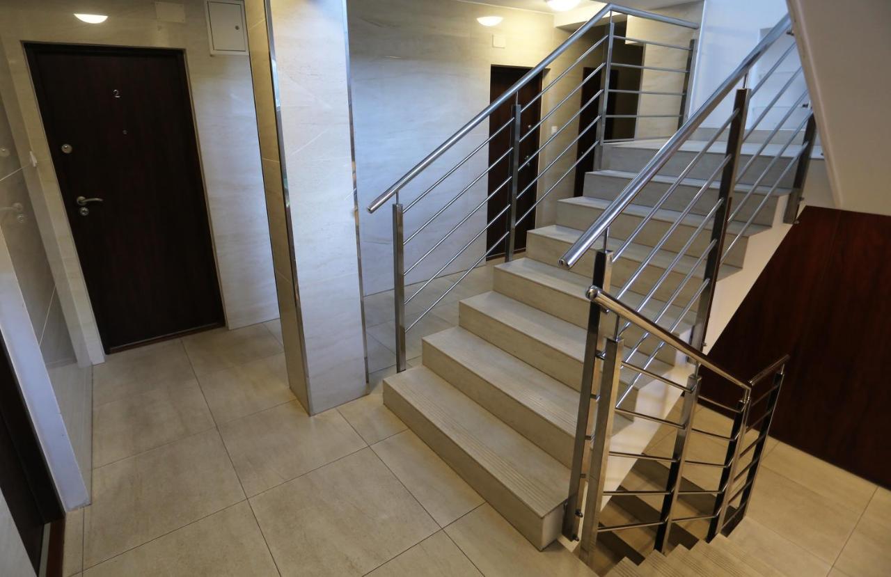 Apartament Mgm Karmelicka Varşova Dış mekan fotoğraf