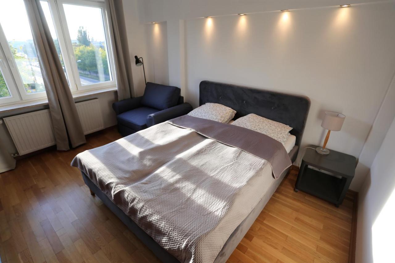 Apartament Mgm Karmelicka Varşova Dış mekan fotoğraf
